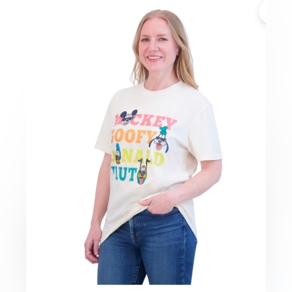 Disney Mickey and Friends Tee Character Adult
